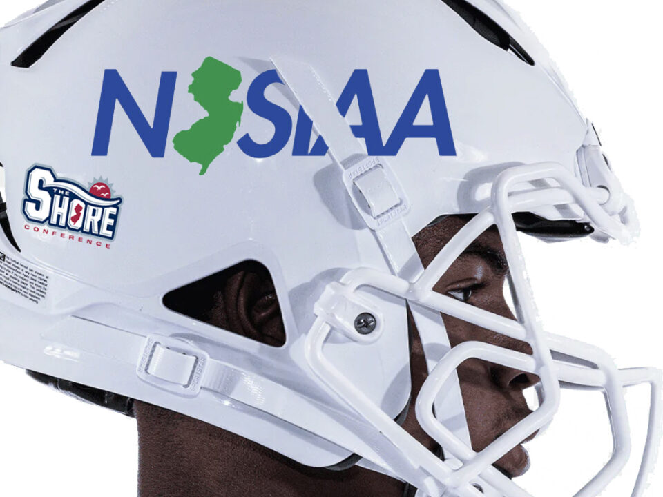 Las Vegas Raiders: 2022 Helmet Dry Erase Whiteboard - Officially Licen